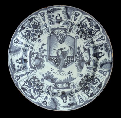 Lot 213 - Dutch Delft blue and white charger, circa 1700