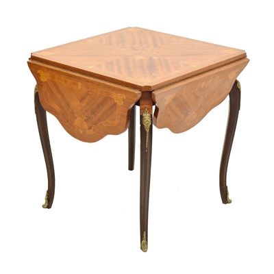 Lot 443 - 20th century Sorrento inlaid kingwood occasional table