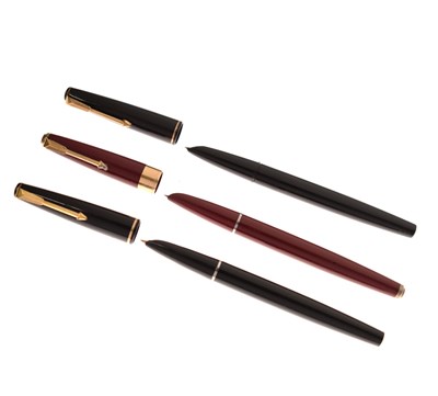 Lot 147 - Three Parker 17 fountain pens