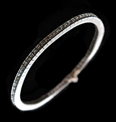 Lot 53 - Diamond 18ct white gold line bracelet