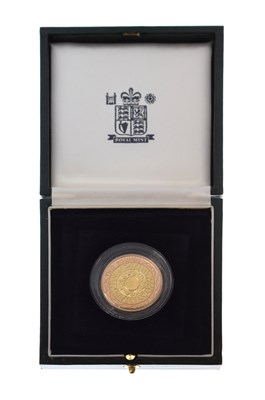Lot 96 - Queen Elizabeth II Royal Mint gold proof two pound gold coin, 1997