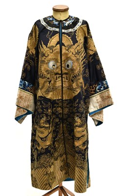 Lot 331 - Chinese silk 'dragon' robe