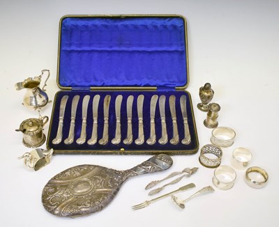 Lot 114 - Victorian cased set of twelve butter knives, George III silver cream jug, etc