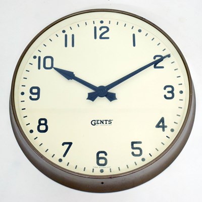 Lot 412 - Gents of Leicester vintage large metal framed electric wall clock