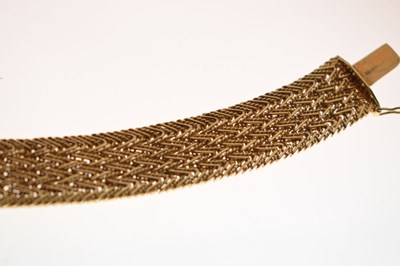 Lot 42 - Mid 20th century French 18ct (750) collar necklace of heavy gauge, 85.2g approx