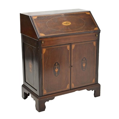 Lot 433 - Inlaid bureau