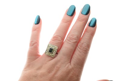 Lot 24 - Art Deco green tourmaline and diamond cluster ring