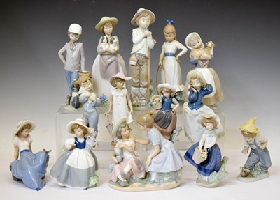 Lot 292 - Collection of Nao and two Lladro porcelain figures