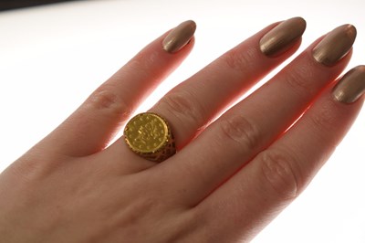 Lot 37 - US 1 dollar 1853 coin 9ct gold ring