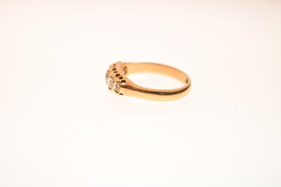 Lot 9 - Diamond 18ct yellow gold ring