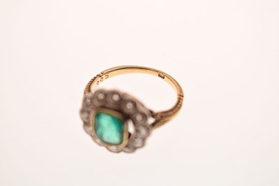 Lot 20 - Early 20th century emerald and diamond 18ct yellow gold cluster ring