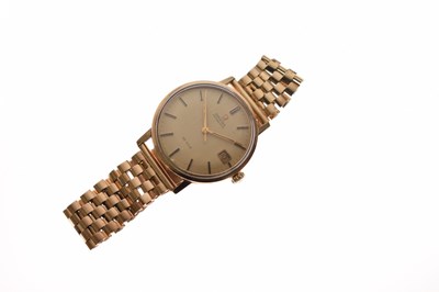 Lot 90 - Omega - Gentleman's 1970s 9ct gold bracelet watch