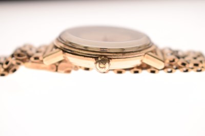 Lot 90 - Omega - Gentleman's 1970s 9ct gold bracelet watch