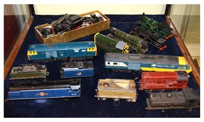 Lot 374 - Assorted locomotives