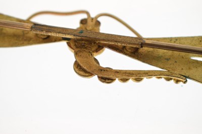 Lot 70 - Large Art Nouveau style dragonfly cloak pin
