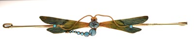 Lot 70 - Large Art Nouveau style dragonfly cloak pin