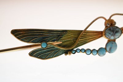 Lot 70 - Large Art Nouveau style dragonfly cloak pin