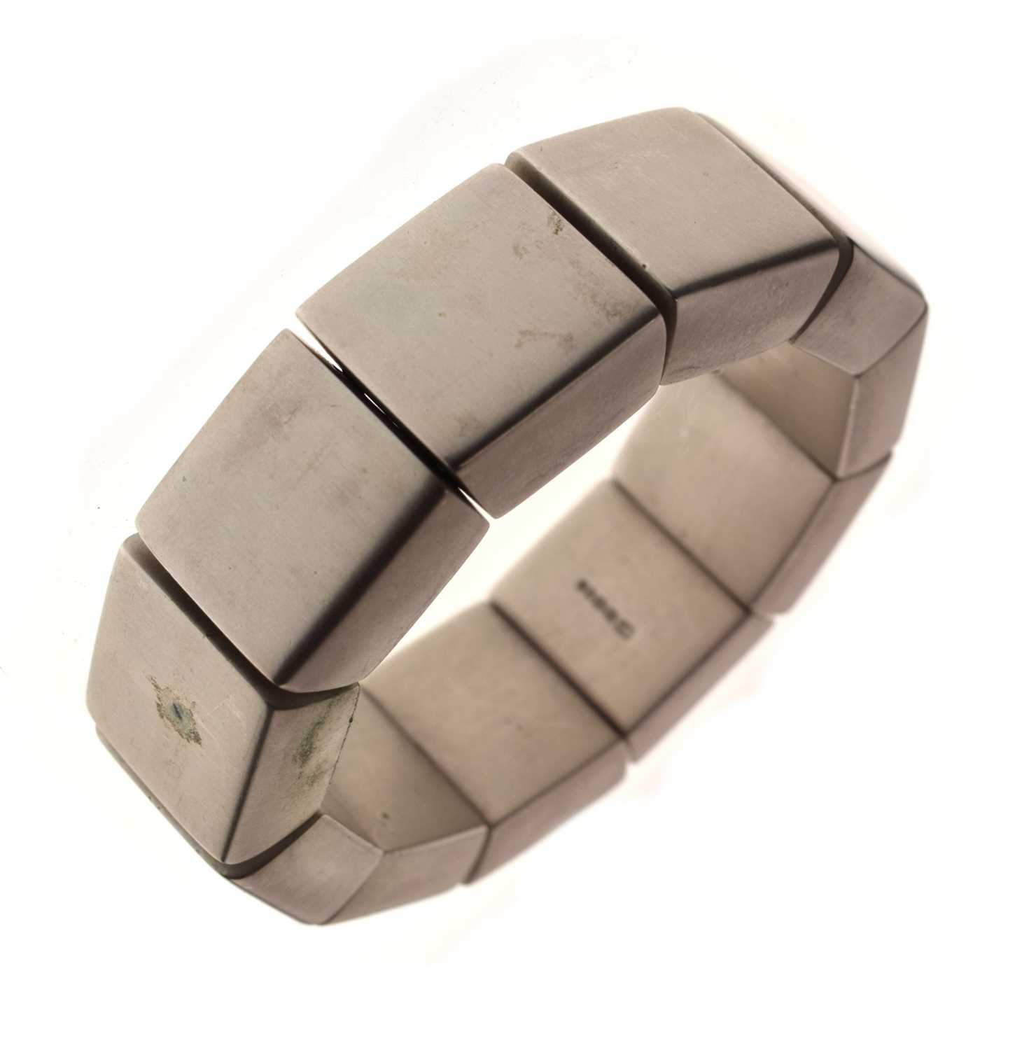 Lot 72 - Gun Thor (Swedish) 'Keystones' silver bracelet