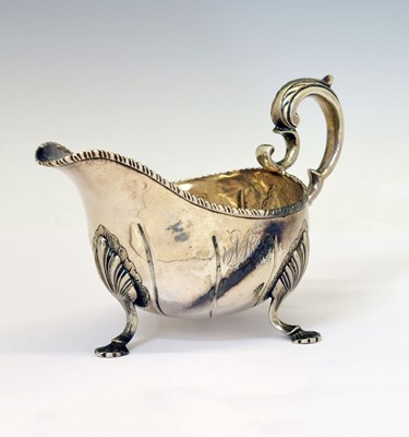 Lot 135 - George III Irish silver sauce boat