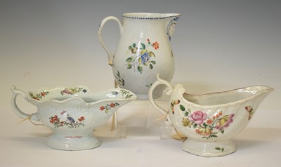Lot 294 - 18th century Worcester porcelain sauce boat, etc
