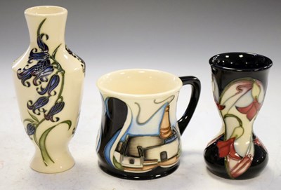 Lot 384 - Moorcroft Dewdrop pattern vase, etc..