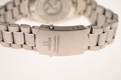 Lot 86 - Omega - Gentleman's Speedmaster Professional 'Moonwatch' chronograph