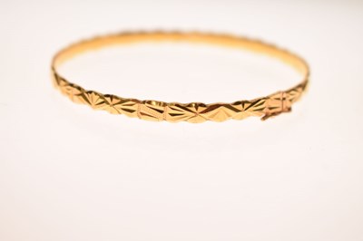 Lot 58 - 22ct gold bangle