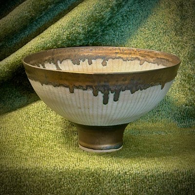 Lot 449 - Dame Lucie Rie (1902-1995)