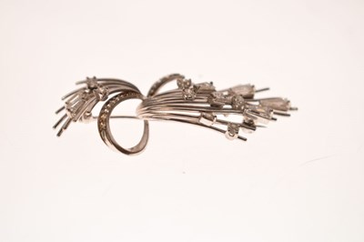 Lot 32 - Diamond 18ct white gold spray brooch