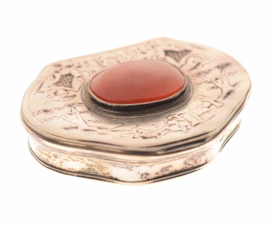 Lot 356 - 19th century white metal snuff box