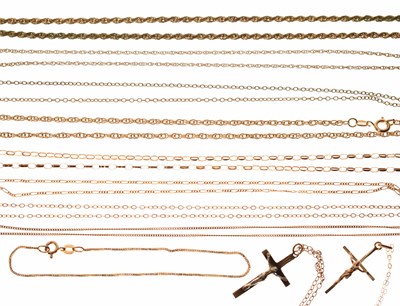 Lot 264 - Assorted yellow metal fine chain