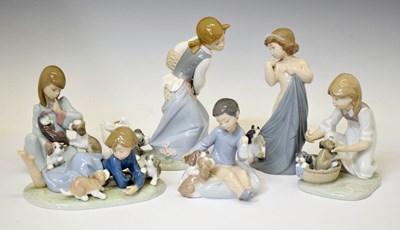 Lot 632 - Lladro - Six porcelain figure groups