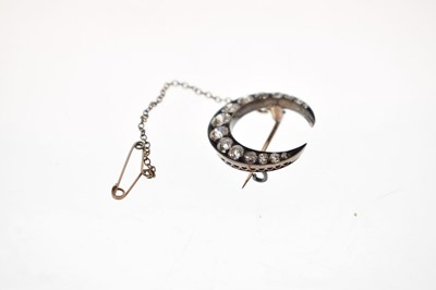 Lot 28 - Late 19th century diamond crescent brooch
