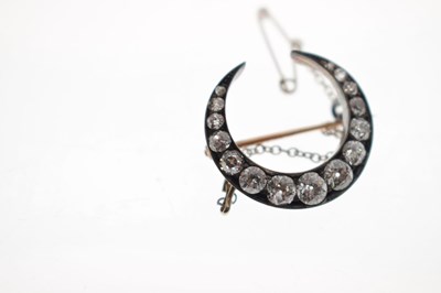 Lot 28 - Late 19th century diamond crescent brooch
