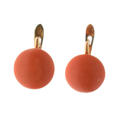 Lot 206 - Pair of coral earrings