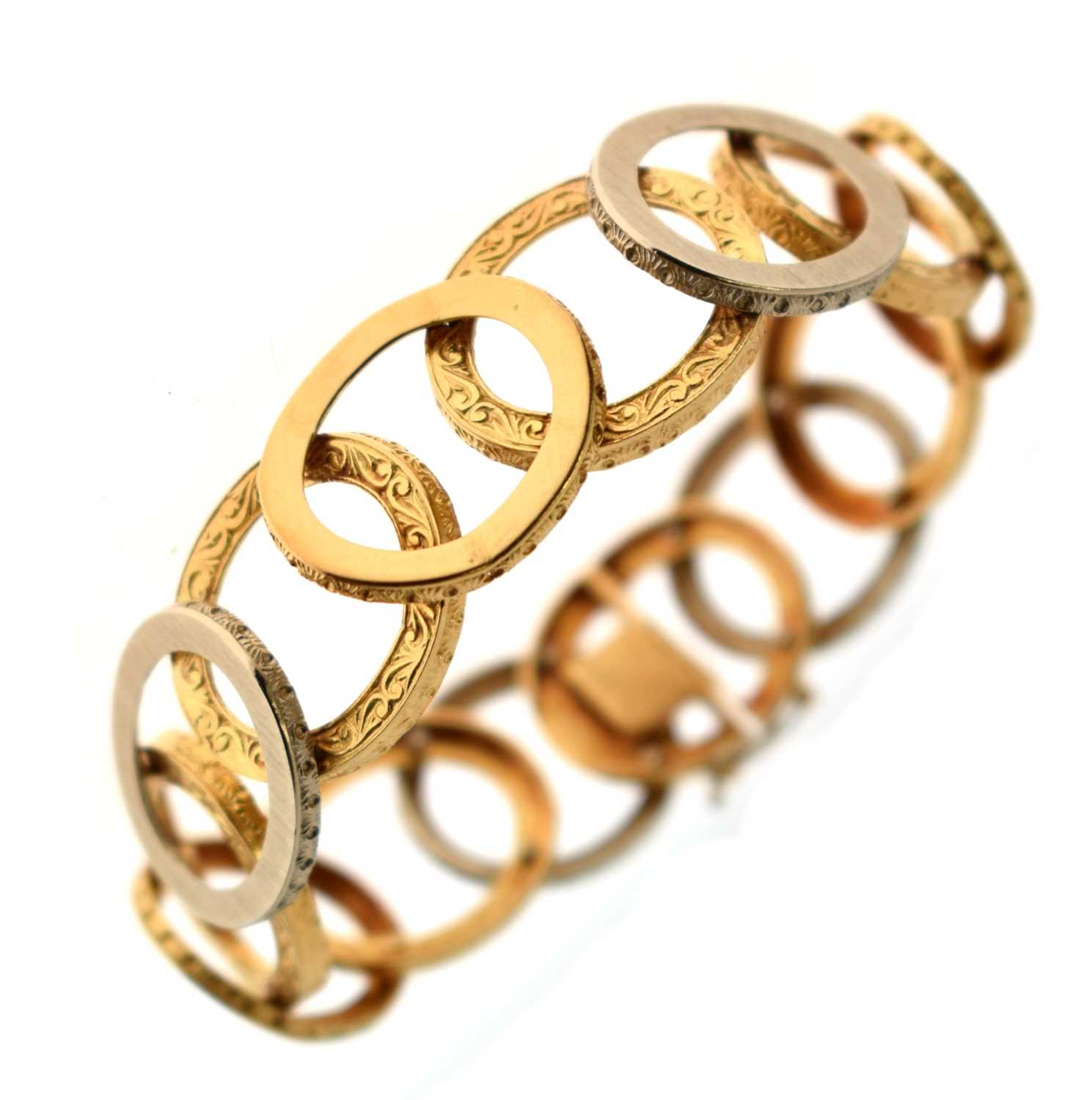 Lot 52 - Italian yellow metal (750) bracelet, 35.2g