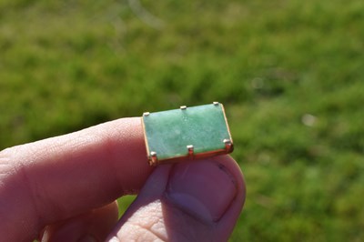 Lot 66 - Pair of unmarked yellow metal and jade cufflinks