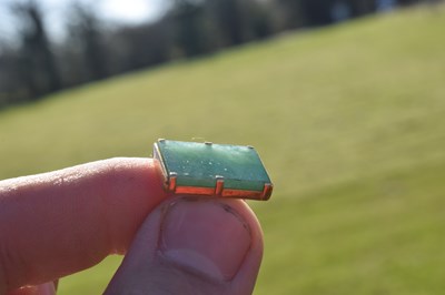 Lot 66 - Pair of unmarked yellow metal and jade cufflinks