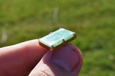 Lot 66 - Pair of unmarked yellow metal and jade cufflinks