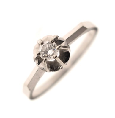Lot 6 - Modernist diamond single stone ring