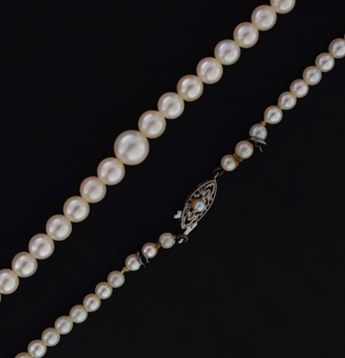 Lot 152 - Cultured pearl necklace