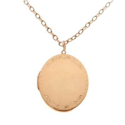 Lot 148 - 9ct gold oval locket and belcher link chain