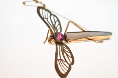Lot 36 - Art Nouveau red tourmaline and baroque brooch