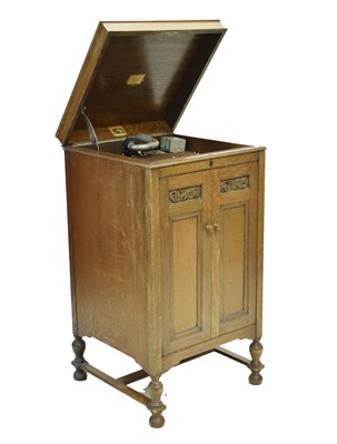 Lot 374 - HMV Model 163 oak gramophone