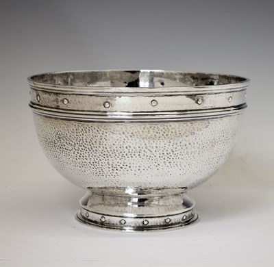 Lot 146 - Large George V silver rose or fruit bowl