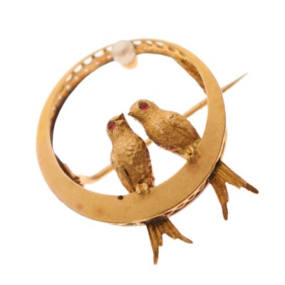 Lot 99 - Lovebirds brooch