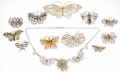 Lot 102 - Group of filigree white metal butterfly jewellery