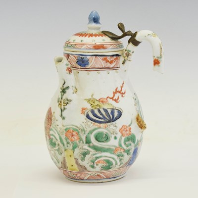 Lot 316 - Rare Chinese Famille Verte chocolate pot, Kangxi period (a/f)