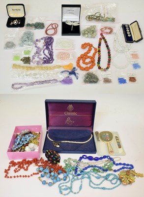 Lot 273 - Quantity of costume jewellery