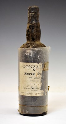 Lot 428 - Gonzalez Byass Quinta do Roriz vintage port, 1931